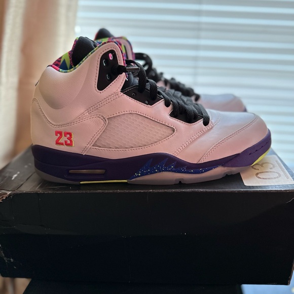 Air Jordan Retro 5 - Picture 3 of 3
